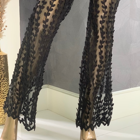 Black Woven Sheer Lace Flared Set! - Picture 6 of 8